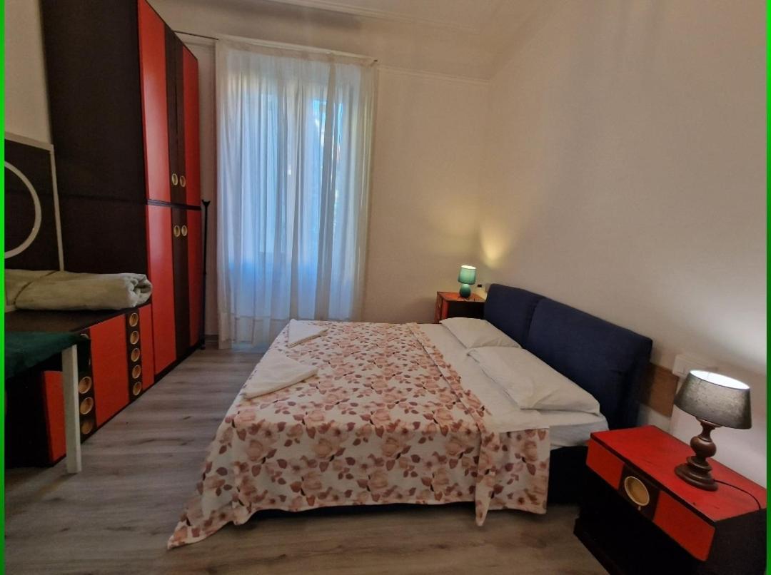 Room In The City Center - Stanza In Centro Citta Mediolan Zewnętrze zdjęcie